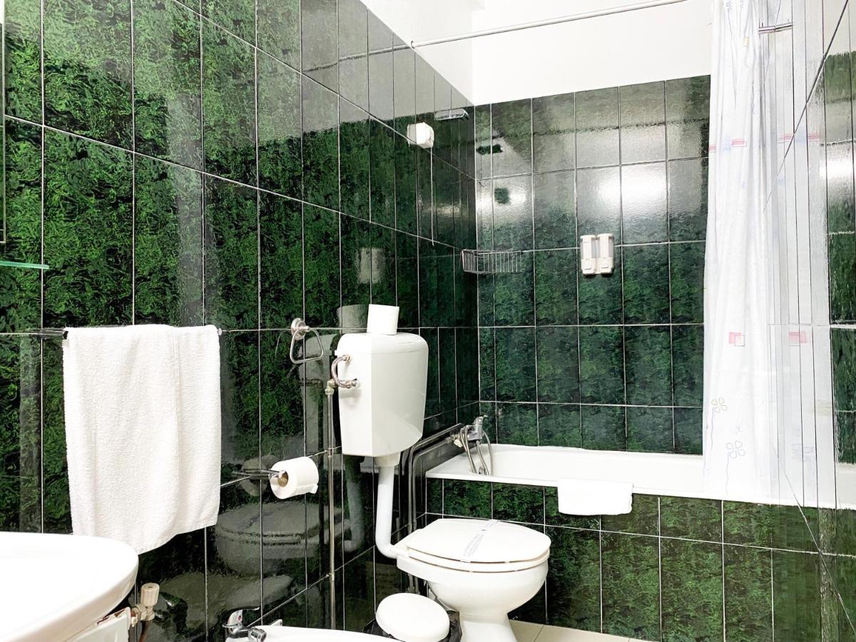 Hotel Cubata نازاريه المظهر الخارجي الصورة